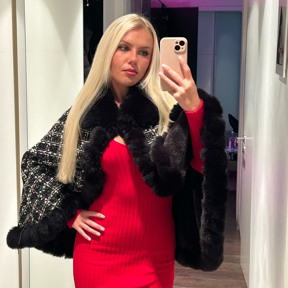 Vince Camuto Fur Trim Pancho Shawl